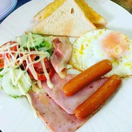 กาแฟก๊อต ไข่กระทะ อาหารเช้า เครื่องดื่ม ตลาดประชานิเวศน์ 1