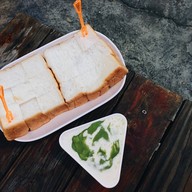 ลัลลา มทส. ประตู1 หน้า มทส