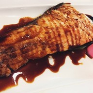 Hiso Sushi Aroi Sushi