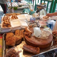 เมนูของร้าน หมูกรอบตระกูลเฉิน