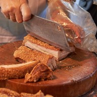 เมนูของร้าน หมูกรอบตระกูลเฉิน