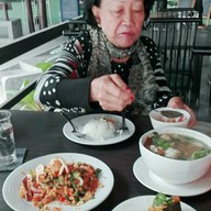 บ้านกลางกรุง