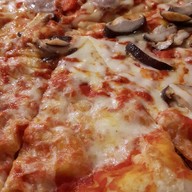 เมนูของร้าน Tom's Enzo Trattoria