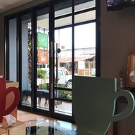บรรยากาศ iconic cafe ไม่มี