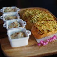 เมนูของร้าน สี่เซียนซีฟู้ด ลานฟู้ดทรักส์ สัมมากรเพลส รามคำแหง 110