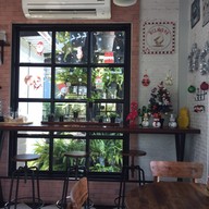 บรรยากาศ Piccolo Cafe'
