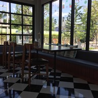 บรรยากาศ Piccolo Cafe'