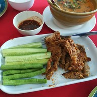เมนูของร้าน ศรแดงริมน้ำ