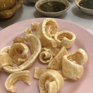 เมนูของร้าน ก๋วยเตี๋ยวเฮียตี๋น้อย เนินมะกอก