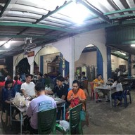 บรรยากาศ คิ้มหมูย่างเกาหลี