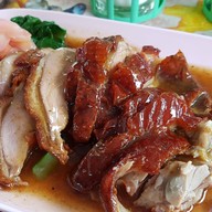 ราชาเป็ดย่าง เจ๊ริน