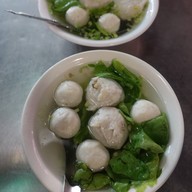 เมนูของร้าน Fish Ball Soupร้านลูกชิ้นปลา
