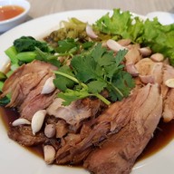 เมนูของร้าน ข้าวขาหมู คุณมด Food Court โกเซอรี่ ภูเก็ต