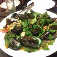 เมนูของร้าน เรือศรีพลฯ 2000