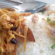 ครัวอ้อมใหญ่