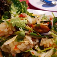 เมนูของร้าน เรือสำราญแม่โขงพาราไดซ์ครูซ