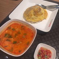 ข้าวไข่เจียวทรงเครื่อง