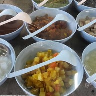 ใบเตยจิ้มจุ่ม