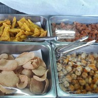 ใบเตยจิ้มจุ่ม