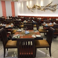 บรรยากาศ 711 Bistro