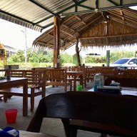 บรรยากาศ เจ๊ราตรีแกงป่า