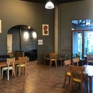 Coffee Der La ร้านกาแฟคอฟฟี่เด้อหล่า โอโซนวิลเลจ
