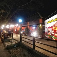 หน้าร้าน 2b สเต็ก & แจ่วฮ้อน บุฟเฟ่ต์