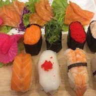 เมนูของร้าน Shinjuku