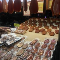 เมนูของร้าน Liuhe Tourist Night Market