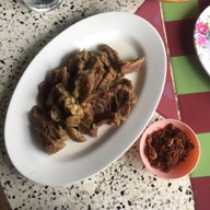 เมนูของร้าน ลาบเด็ด 11 โมง