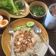 ข้าวขาหมูแปะโจ๊ก