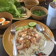 ข้าวขาหมูแปะโจ๊ก