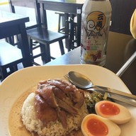เมนูของร้าน ข้าวขาหมูยูนนาน บางนา