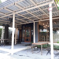 หน้าร้าน TRIPLE the coffee house สุขุมวิท