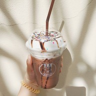 Le Bear cafe' & bakery