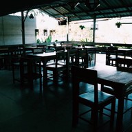 บรรยากาศ The Riverside Restaurant Lampang
