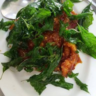 เมนูของร้าน ครัวอุไร  เจริญกรุง107- อาหารไทยจีน รสมือแม่