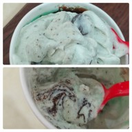 เมนูของร้าน Dairy Queen ® เซ็นทรัลพลาซ่า เชียงราย