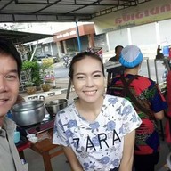 ข้าวแกงเจ้เปิ้ล