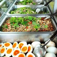 ข้าวแกงเจ้เปิ้ล