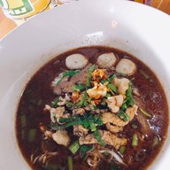 ก๋วยเตี๋ยวป้าน่าหม้อ