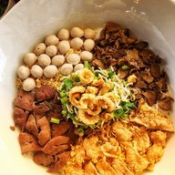 ก๋วยเตี๋ยวป้าน่าหม้อ