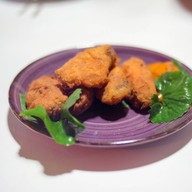 เมนูของร้าน TREAT Cafe & Hangout
