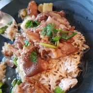 เมนูของร้าน ก๋วยเตี๋ยวต้มยำหมูเทวดา