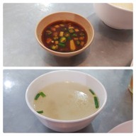 เมนูของร้าน ข้าวมันไก่เลิศลักษณ์ สาขาแรก