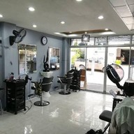 T.R. Hair Studio