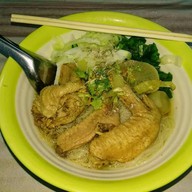 ส้มตำยำแซ่บByตำถาดหนานจ้าว