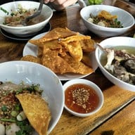 คุณนาย ก๋วยเตี๋ยวสูตรมะนาว