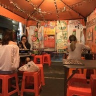 บรรยากาศ ข้าวมันไก่ไฮเวย์