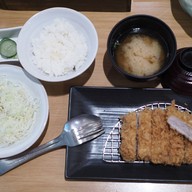 เมนูของร้าน Tonkatsu Saboten พรอมานาด